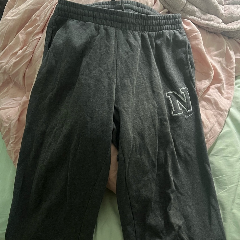 VINTAGE Y2K NIKE SPORTSWEAR BAGGY Gray SWEATPANTS